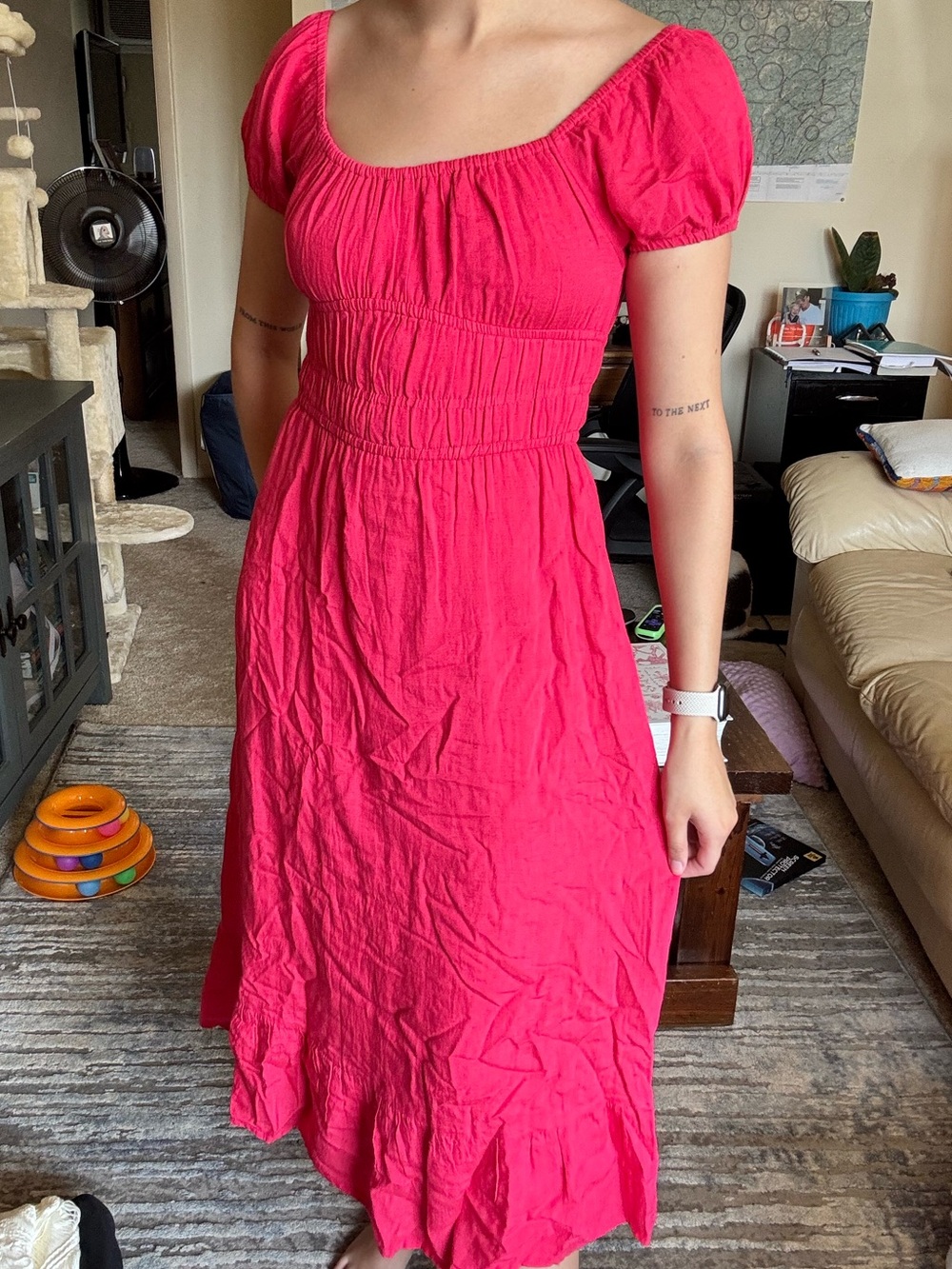 Women’s Pink Puff-Sleeve Midi Dress